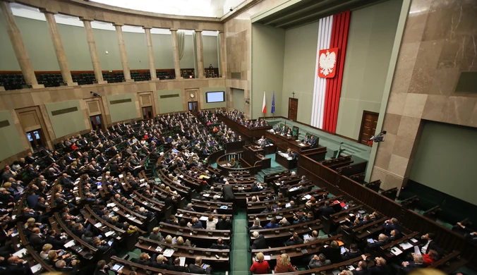 Sejm wprowadził nową ulgę na przejazdy dla nauczycieli