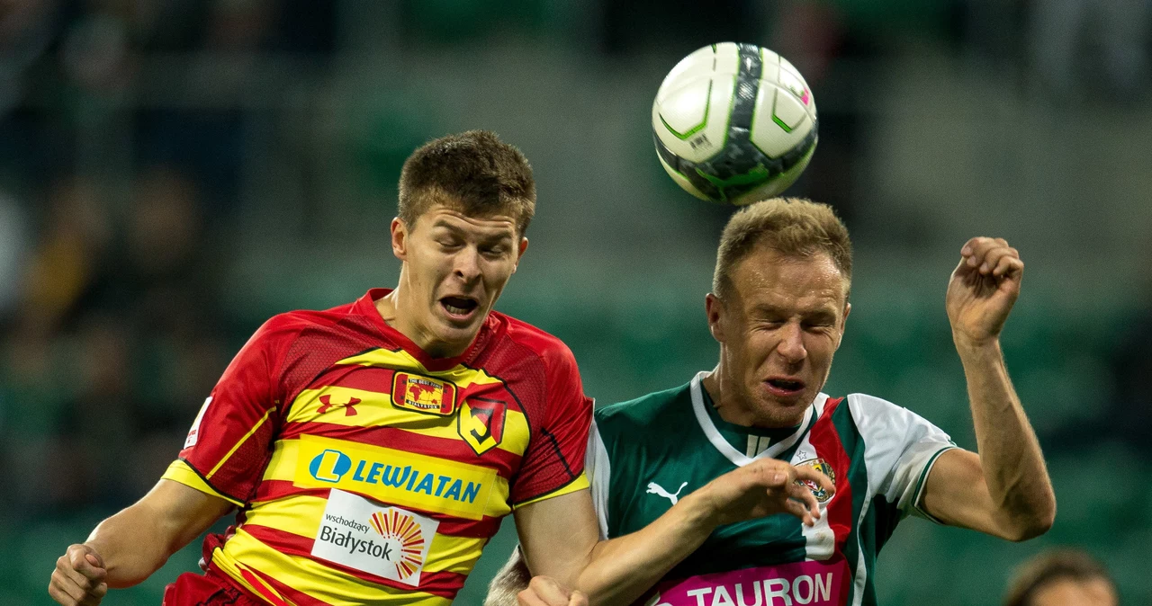 Paweł Drażba (z lewej, Jagiellonia) i Rafał Grodzicki 