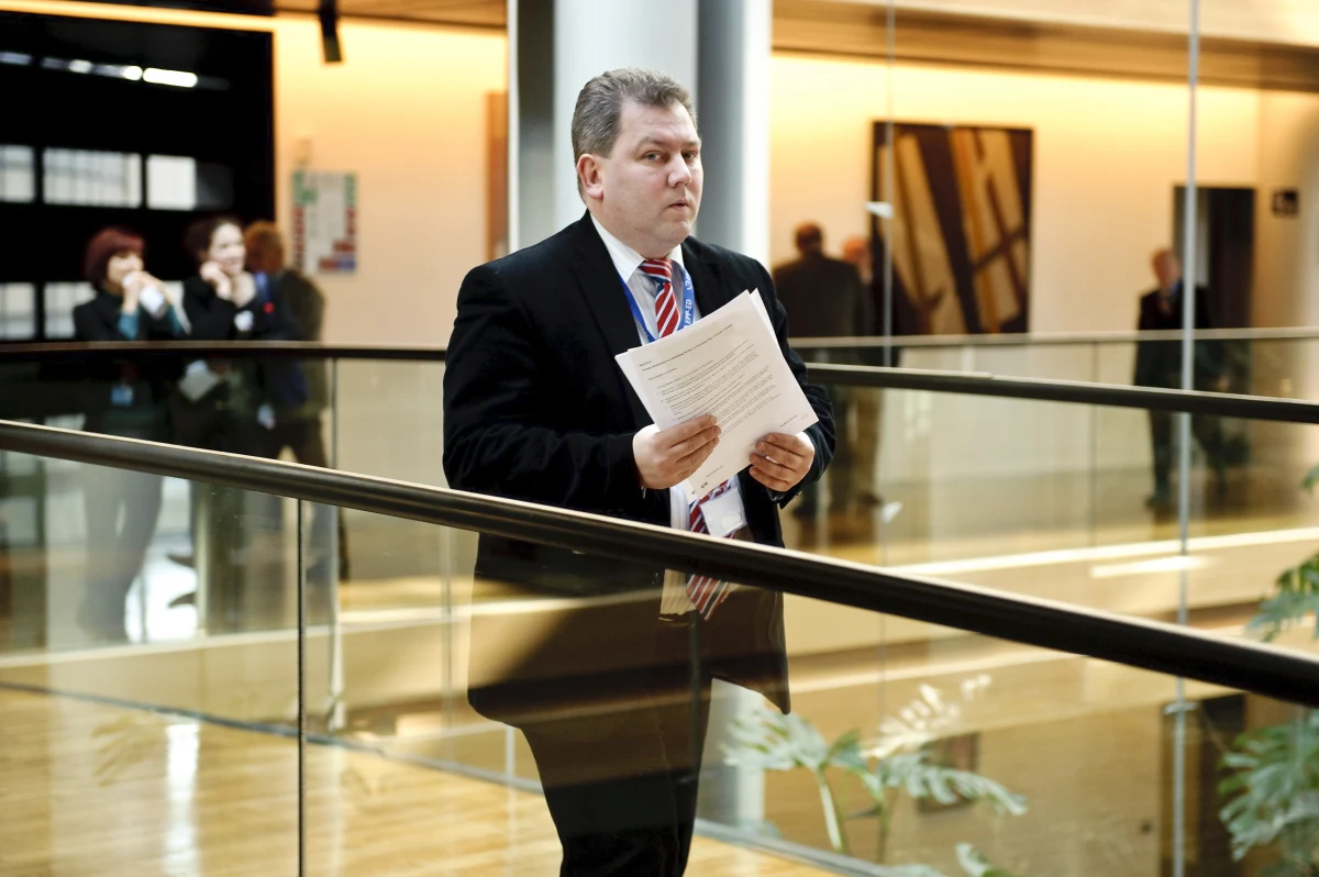 Brukselski dom europosła PO Krzysztofa Liska został splądrowany. Polityk był w tym czasie z rodziną w Polsce. Nic nie zginęło, dom mają sprawdzić specjaliści od podsłuchów.