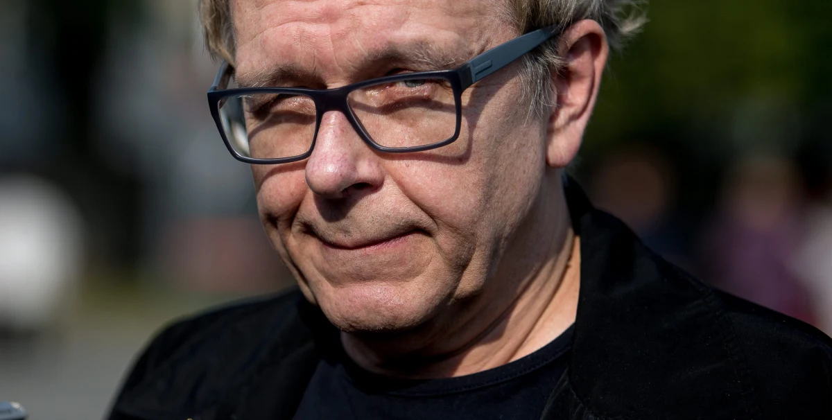 Zbigniew Rybczyński - reżyser, laureat Oscara - złożył do prokuratury zawiadomienie o możliwości popełnienia przestępstwa przez Roberta Banasiaka, dyrektora Centrum Technologii Audiowizualnych we Wrocławiu, oraz ministra kultury Bogdana Zdrojewskiego - dowiedziała się reporterka RMF FM. Chodzi o nieprawidłowości finansowe we wrocławskim centrum.