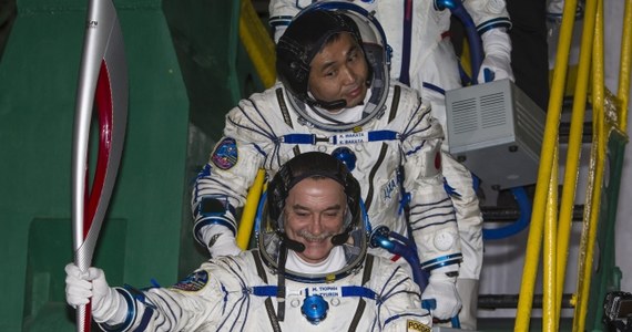 Z kosmodromu Bajkonur w Kazachstanie wystartowała nad ranem rosyjska rakieta Sojuz. Rakieta poleciała na Międzynarodową Stację Kosmiczną (ISS), a na jej pokładzie znajdował się, obok trzyosobowej załogi, olimpijski ogień. Przed południem rakieta dotarła na ISS.  