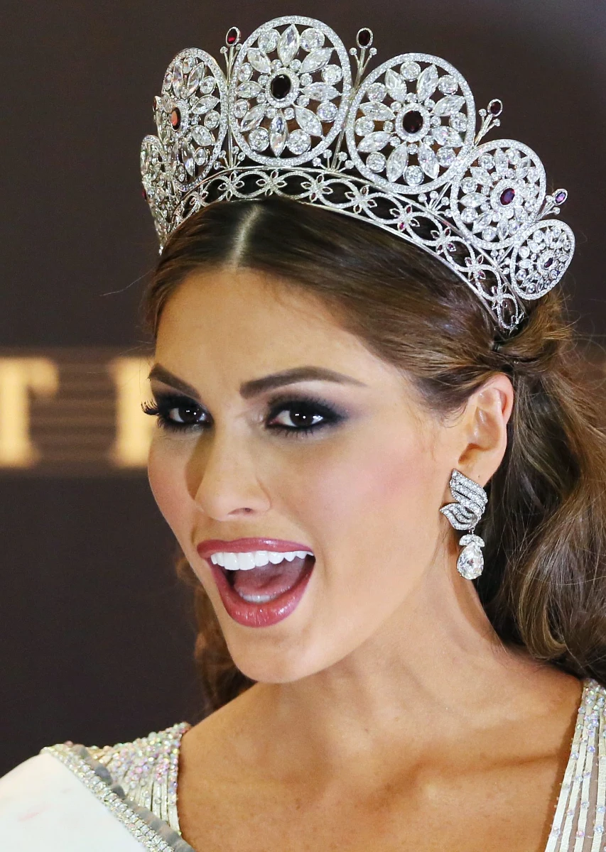 Przedstawicielka Wenezueli Gabriela Isler zwyciężyła w sobotę w konkursie Miss Universe (Miss Uniwersum) - corocznym, międzynarodowym konkursie piękności, który po raz pierwszy w swej 60-letniej historii został zorganizowany w Moskwie.