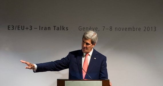 ​Sekretarz stanu USA John Kerry oświadczył na konferencji prasowej w Genewie, że światowe mocarstwa są obecnie bliżej porozumienia z Iranem w sprawie jego programu atomowego. Kerry dodał, że "przy dobrej pracy" porozumienie uda się osiągnąć.