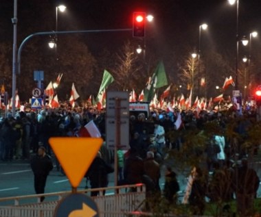 Policja zrobiła, co mogła - zawiedli organizatorzy, Organizatorzy spisali się dobrze - to policja nie poradziła sobie z chuliganami, Zawiodła zarówno policja, jak i organizatorzy, Zawiodły władze Warszawy, bo zaakceptowały trasę marszu w pobliżu ambasady Rosji, Zabezpieczenie marszu było dobre