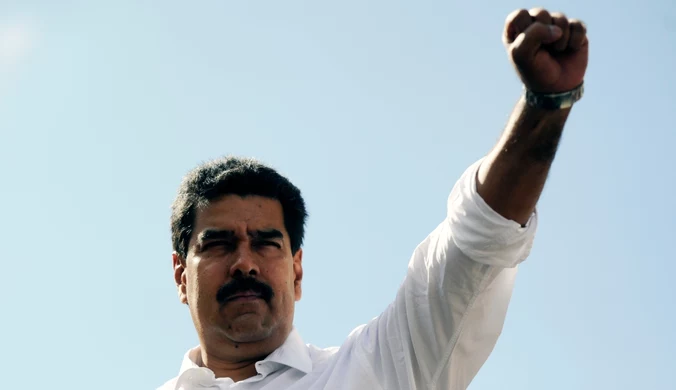 Wenezuela: Maduro podąża drogą Chaveza, ale traci poparcie przed wyborami