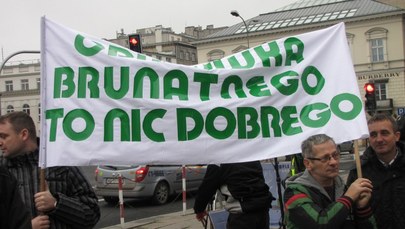 Aktywiści Greenpeace protestują na budynku resortu gospodarki