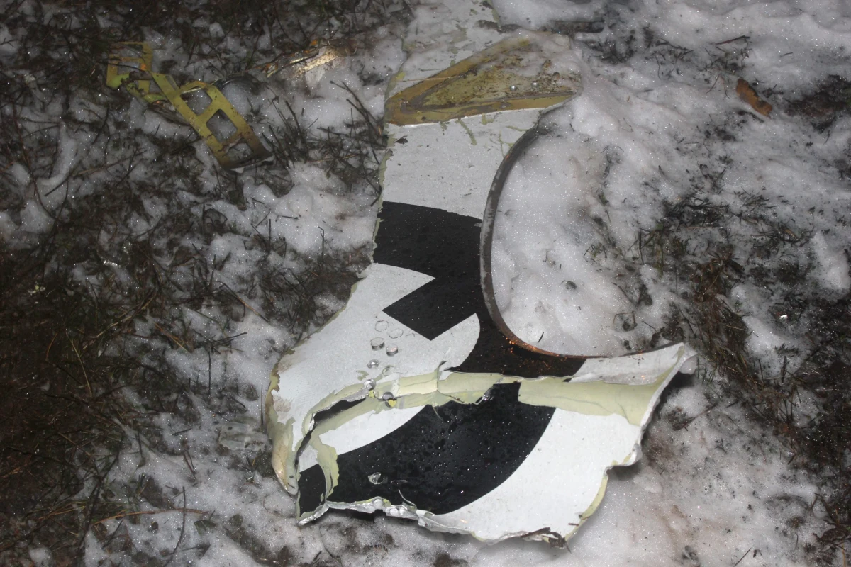 Czarne skrzynki Boeinga 737-500, który wczoraj rozbił się podchodząc do lądowania w Kazaniu, zostały odnalezione. W katastrofie na lotnisku w stolicy Tatarstanu zginęło 50 osób. Piloci na kilka sekund przed tragedią mieli informować o problemach z maszyną.