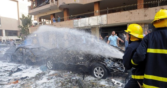 Dwa ładunki wybuchowe eksplodowały w południowym Bejrucie, w pobliżu ambasady Iranu - podała libańskie źródła w siłach bezpieczeństwa. Według zachodnich agencji, w wybuch zginęły co najmniej 23 osoby, a ponad 160 zostało rannych. Irański ambasador podał, że poważnie ranny został attache kulturalny placówki. 