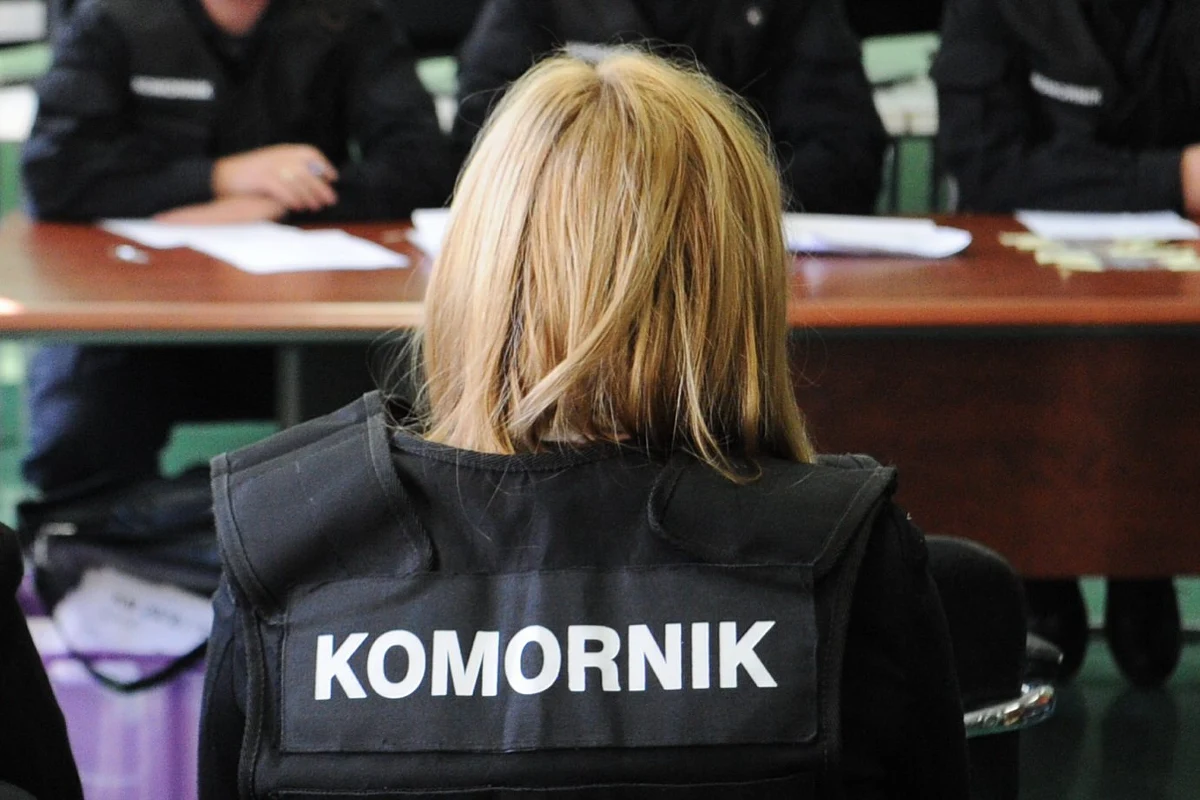 Macie kłopoty z odzyskaniem przyznanych Wam albo dziecku alimentów? W środę Krajowa Rada Komornicza wspólnie z Fundacją Centrum Praw Kobiet organizuje Dzień Otwarty Komorników Sądowych. Akcja odbędzie się w godzinach od 11 do 18 w kilkuset kancelariach komorniczych, na terenie całego kraju.