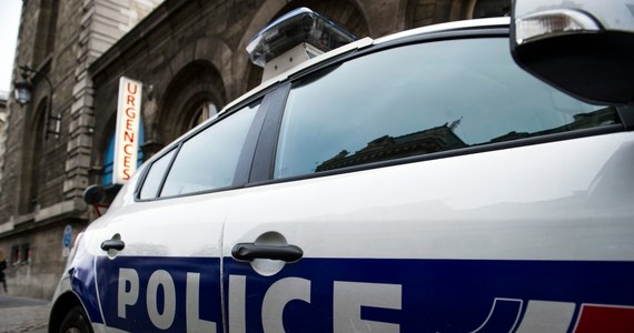 Francuska policja tropiła sprawcę krwawej strzelaniny w redakcji dziennika „Liberation” w… internecie. Pomogła jej Wikipedia i nagłe zainteresowanie wydarzeniami sprzed 19 lat. 