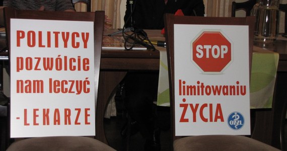 „Stop limitowaniu życia” - to hasło kampanii Ogólnopolskiego Związku Zawodowego Lekarzy. Medycy rozpoczęli ją od przesłania do ministra zdrowia listu otwartego, w którym apelują o zniesienie limitów w leczeniu przeciwnowotworowym.  