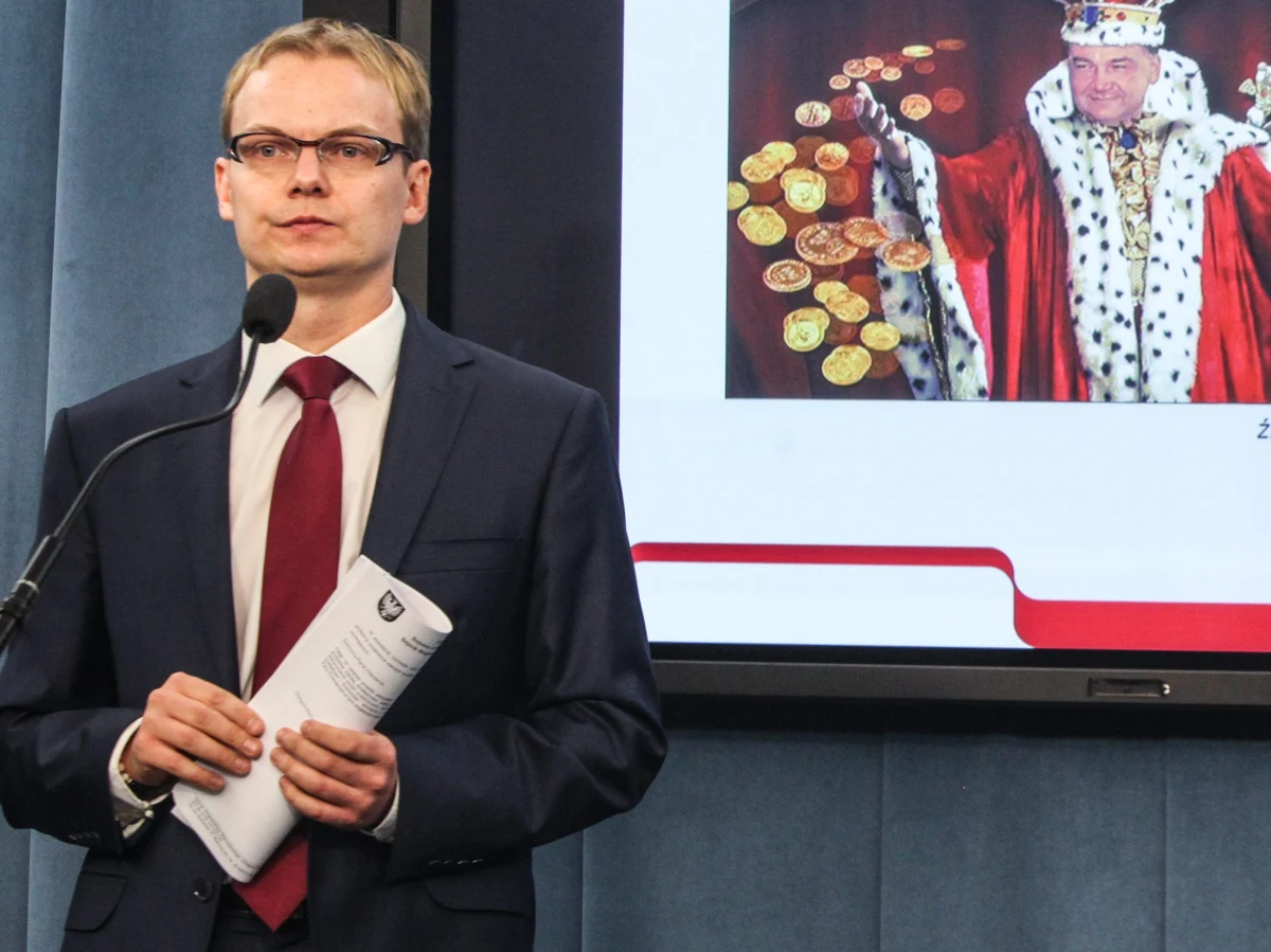 Grzegorz Pietruczuk będzie kandydatem SLD na marszałka województwa mazowieckiego po wyborach samorządowych w 2014 r. - ustaliła "Rzeczpospolita". To kolejny znak zbliżenia z PO - czytamy w gazecie.  