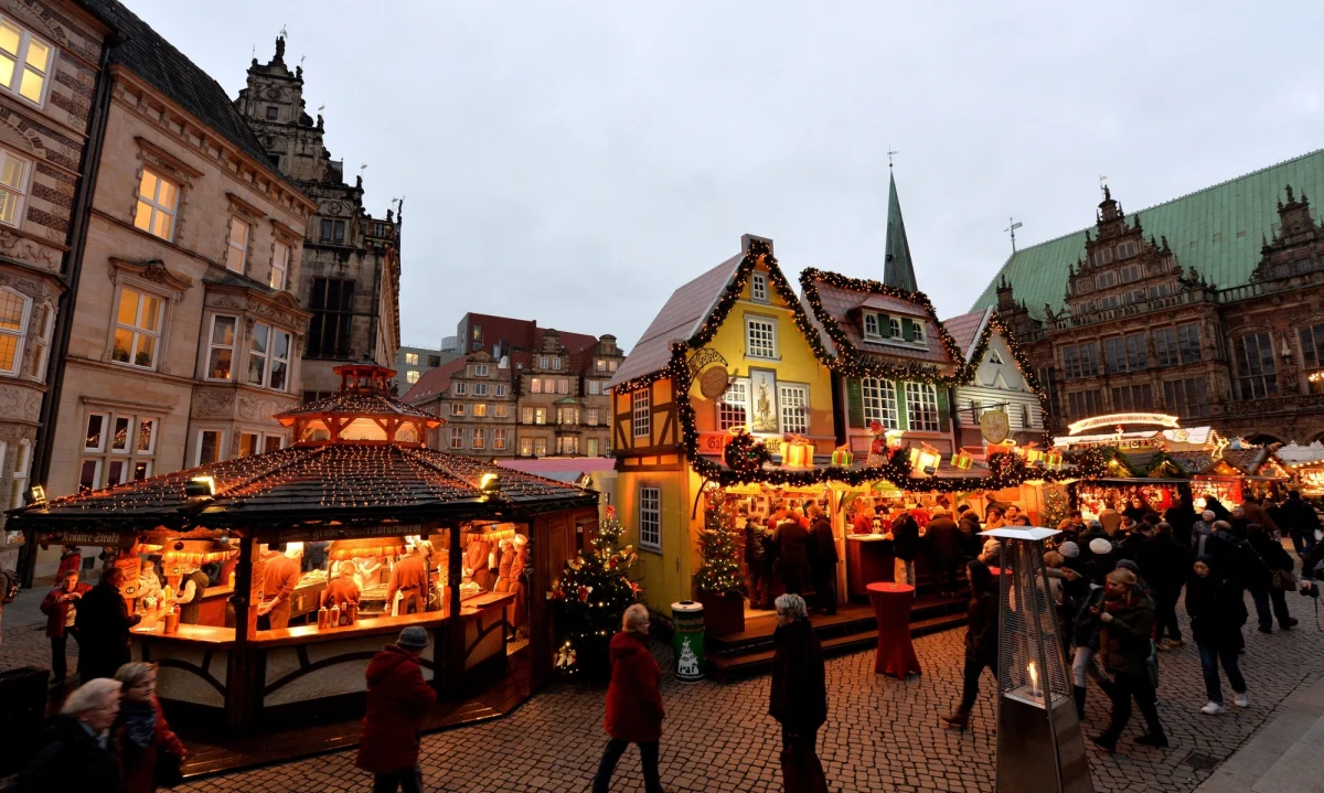 Aż 556 świątecznych jarmarków odbędzie się w najbliższych tygodniach we Włoszech. Szacuje się, że mimo kryzysu,  odwiedzi je ponad 16 milionów ludzi, a obroty przekroczą 760 milionów euro. 