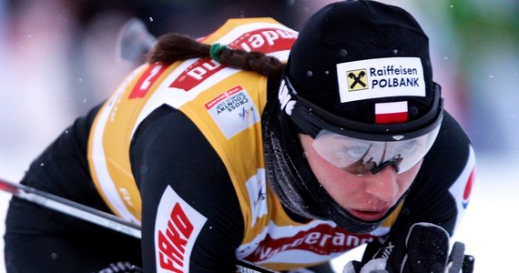 Justyna Kowalczyk była czwarta w Ruka Triple, zawodach Pucharu Świata w biegach narciarskich. W fińskim Kuusamo wygrała Norweżka Marit Bjoergen, przed Szwedką Charlotte Kallą oraz swoją rodaczką Therese Johaug. Taka sama jest kolejność w klasyfikacji cyklu. 