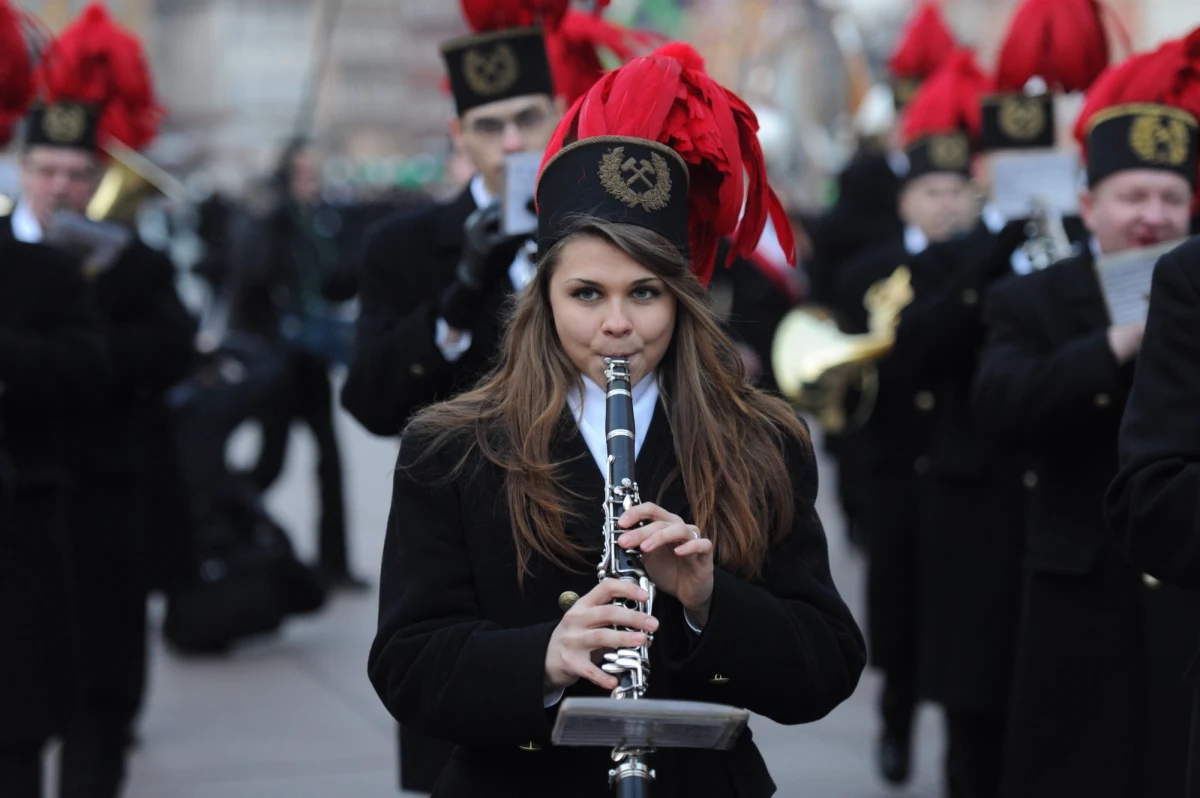 Z okazji Barbórki na pytanie, ile zarabiają na Śląsku górnicy, starał się znaleźć odpowiedź "Dziennik Zachodni". 