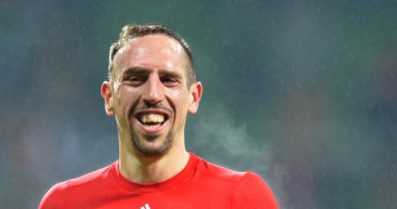 Występujący w Bayernie Monachium 30-letni skrzydłowy Franck Ribery został wybrany najlepszym francuskim piłkarzem roku. Wyniki plebiscytu ogłosił prestiżowy magazyn "France Football".