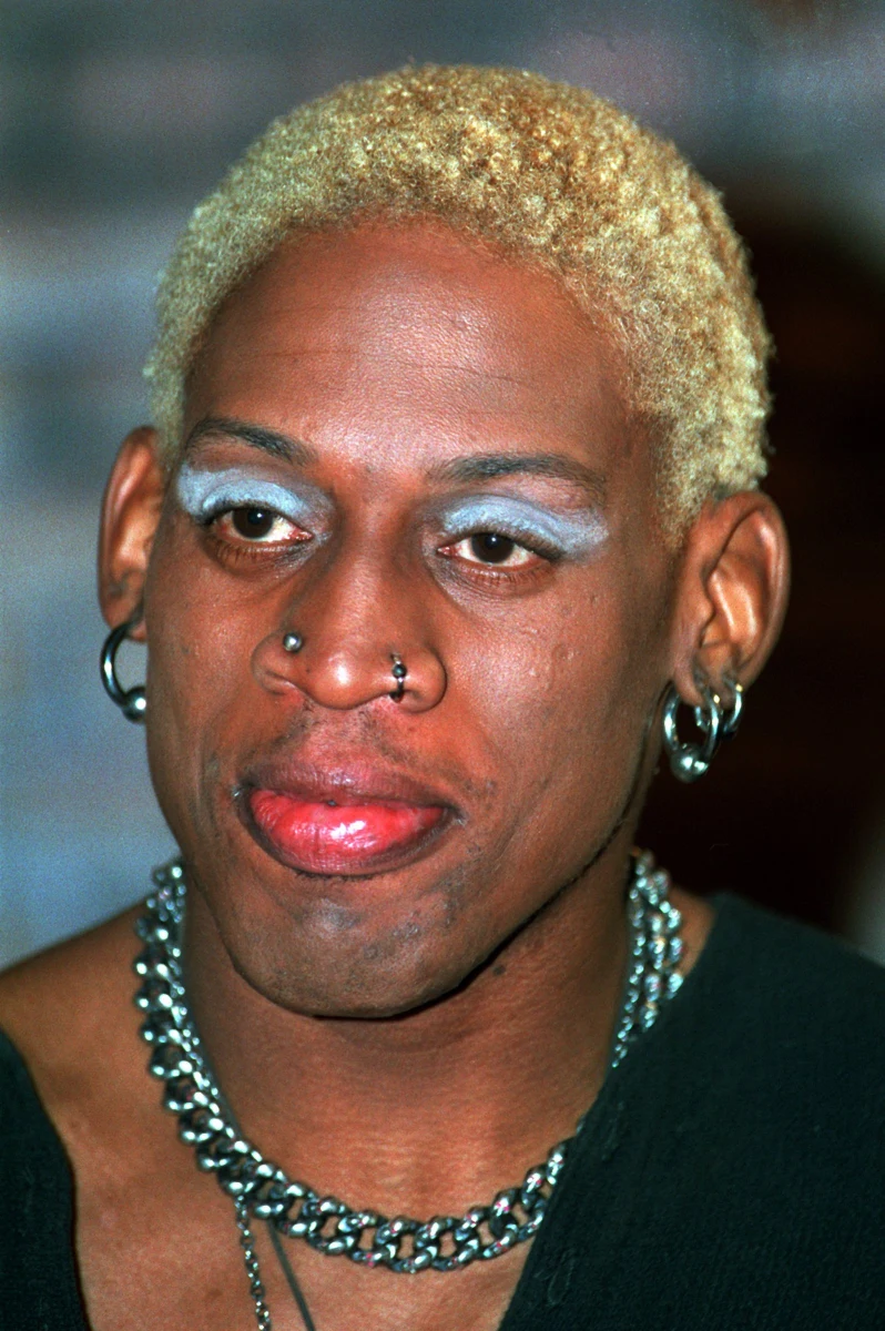 Kontrowersyjny były amerykański gwiazdor NBA Dennis Rodman poprowadzi zespół koreańskich koszykarzy w meczu pokazowym, który z okazji urodzin przywódcy Korei Północnej Kim Dzong Una. Rodman przyleci do Korei 19 grudnia. 