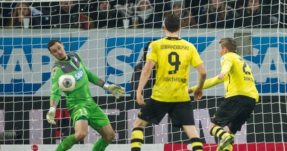 ​Borussia Dortmund zremisowała z Hoffenheim 2:2 w meczu 16. kolejki Bundesligi. Wyrównującą bramkę dla dortmundczyków zdobył Łukasz Piszczek. Był to pierwszy gol polskiego obrońcy od czasu powrotu na boisko po kontuzji. 