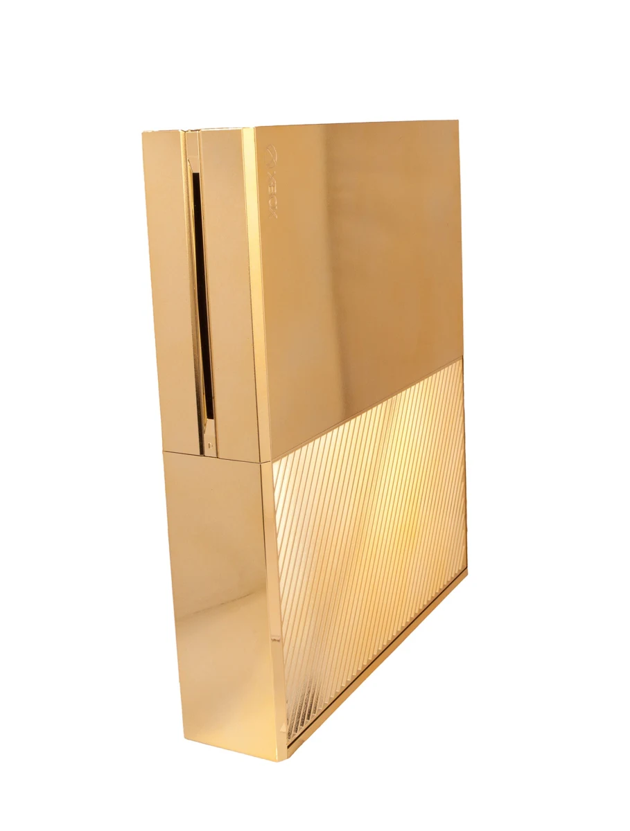 6 tys. funtów szterlingów za konsolę do gier. Tyle w londyńskim Harrodsie trzeba zapłacić za pokrytego 24-karatowym złotem Xboxa One.