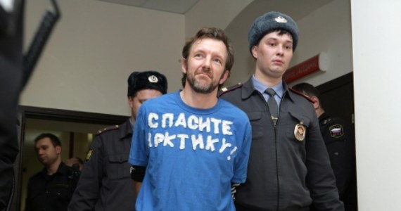 Rosyjska Duma Państwowa przyjęła uchwałę o amnestii, która obejmie m.in. aktywistów Greenpeace, zatrzymanych po proteście na Morzu Barentsa i oskarżonych przez Komitet Śledczy Federacji Rosyjskiej o chuligaństwo.
