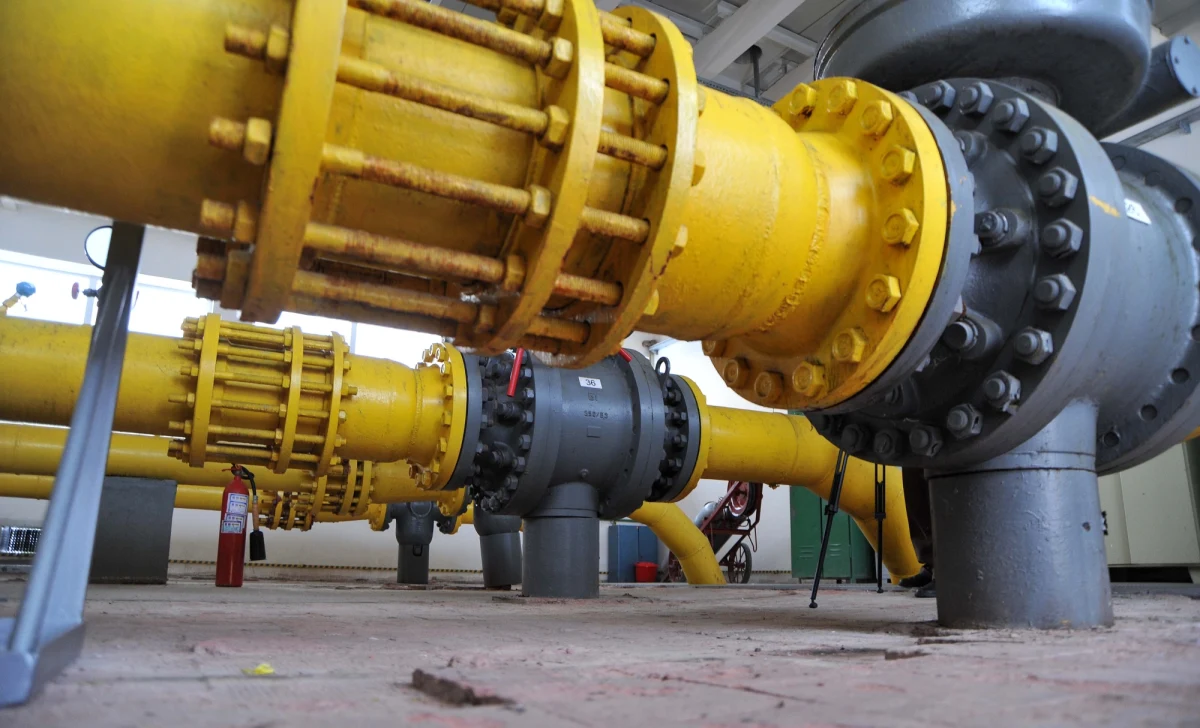 Po ponad godzinie udało się naprawić uszkodzony gazociąg przy ulicy Broniewskiego w Szczecinie. Do przerwania rury z gazem doszło podczas prac remontowych. Ewakuowano pobliskie przedszkole. Zamknięta była też Wyższa Szkoła Humanistyczna. 