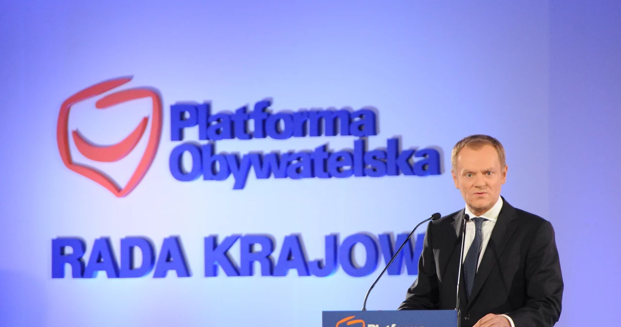 Premier Donald Tusk przemawia podczas Rady Krajowej PO