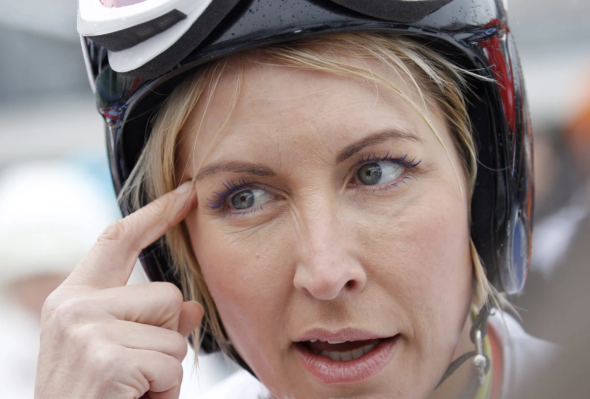 Była żona Paula McCartneya Heather Mills musiała pożegnać się z marzeniami o medalu przyszłorocznej paraolimpiady w Soczi. Dawna partnerka gwiazdy zespołu The Beatles nie została włączona do reprezentacji Wielkiej Brytanii ze względu na nieprzepisową protezę. 