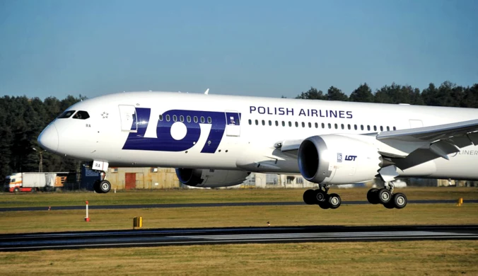 Posłowie PiS pozwani do sądu przez PLL LOT