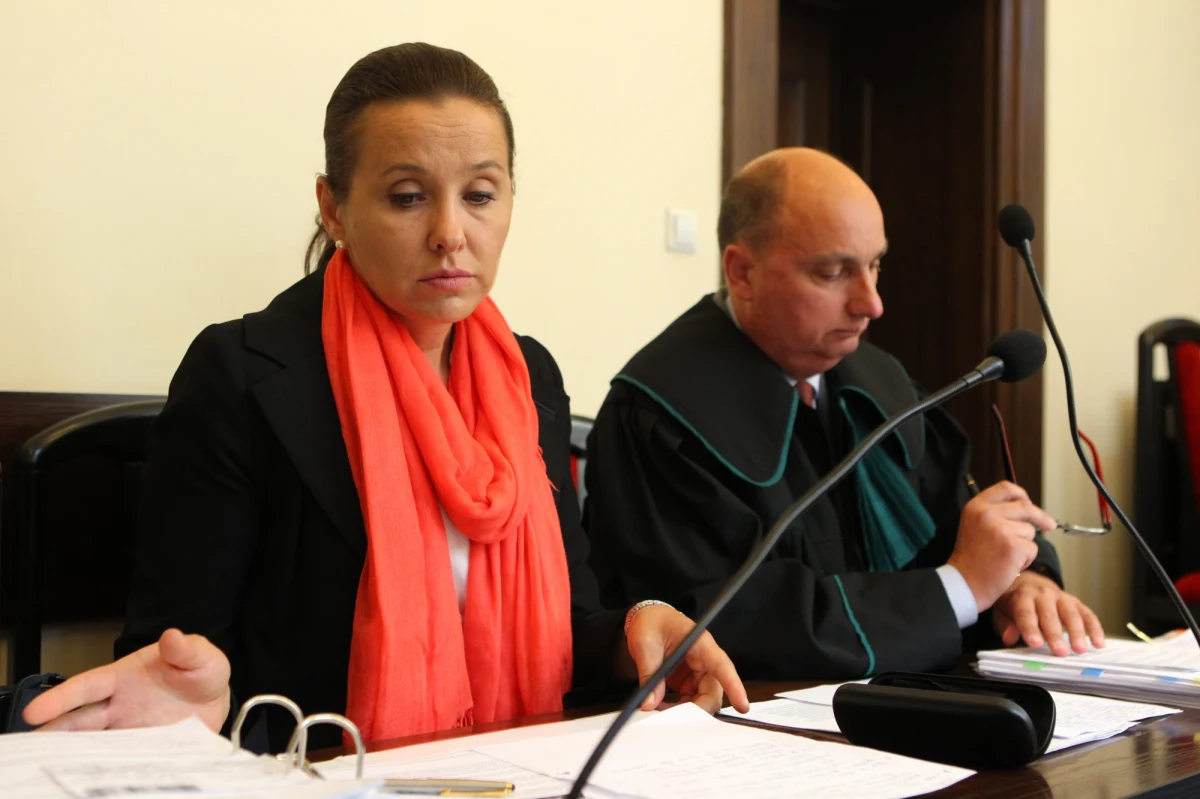 Gdański sąd oddalił w całości pozew, w którym Danuta Olewnik-Cieplińska żądała od miejscowej prokuratury apelacyjnej 100 tys. zł zadośćuczynienia oraz sprostowania przekazywanych przez śledczych informacji, które jej zdaniem były nieprawdziwe i szkalowały jej rodzinę. O decyzji Sądu Okręgowego w Gdańsku, jaka zapadła w poniedziałek, poinformowała starszy inspektor SO Sylwia Gdaniec. 