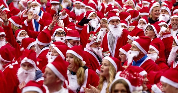 Władze gminy Seia, w północnej Portugalii, zaadaptowały jedną z lokalnych miejscowości na bożonarodzeniową wioskę z żywą szopką i scenografią nawiązującą do tradycji regionu. Mogą ją odwiedzać wszyscy z wyjątkiem osób przebranych za Mikołajów. 