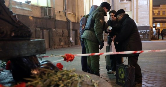 Dwieście osób protestowało w Wołgogradzie na południu Rosji. Domagali się dymisji mera miasta i gubernatora obwodu wołgogradzkiego. Policja zatrzymała około 50 osób. Według Gazeta.ru mieszkańcy wyszli na ulice po apelu zamieszczonym na portalu społecznościowym. Nie mieli zgody władz na protest. 