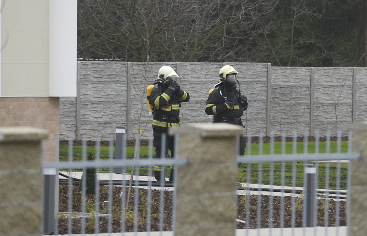 Palestyński ambasador w Czechach zmarł na skutek wybuchu, do którego doszło w jego apartamencie w Pradze - poinformowała czeska policja. Był w domu z całą rodziną.