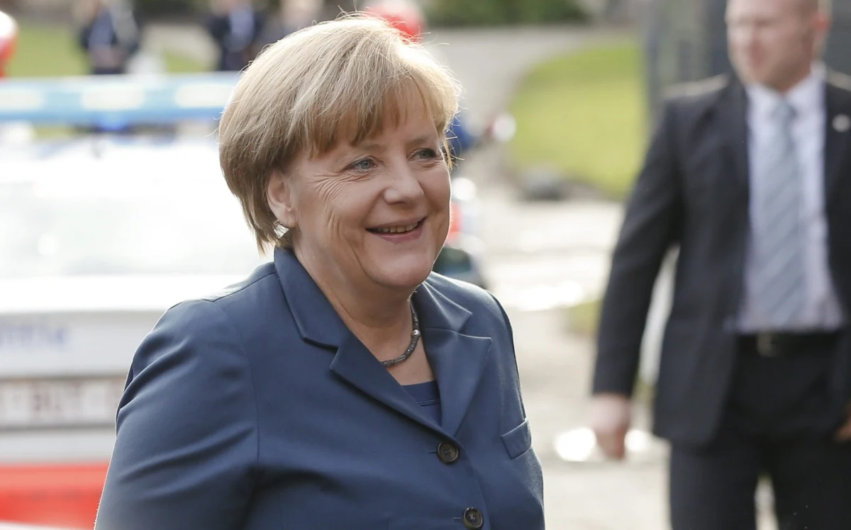 Angela Merkel miała wypadek podczas urlopu w Szwajcarii. Kanclerz Niemiec przewróciła się podczas wyprawy na nartach biegowych. Jej obrażenia nie są na szczęście groźne.