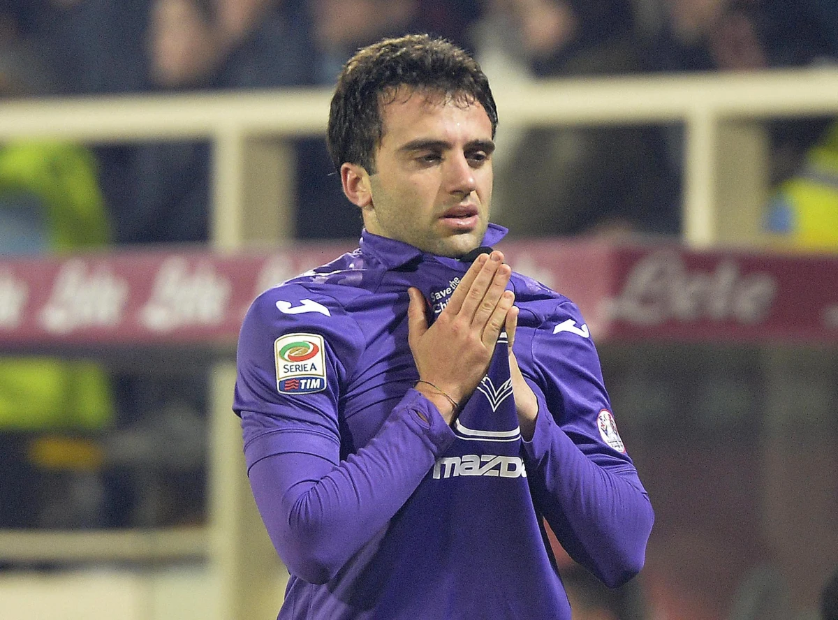 Piłkarz Fiorentiny i lider klasyfikacji strzelców Serie A Włoch Giuseppe Rossi, który miał kontuzję podczas niedzielnego meczu ligowego, uszkodził więzadła w kolanie. Wcześniej obawiano się, że mogło dojść do ich zerwania.