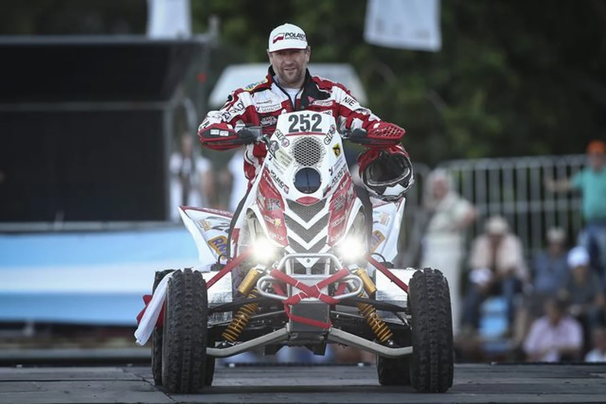 Kapitan Poland National Team Rafał Sonik, jedyny reprezentant kraju w gronie 40 quadowców w 36. Rajdzie Dakar, ukończył drugi etap z San Luis do San Rafael w Argentynie na trzecim miejscu i awansował na trzecią pozycję w klasyfikacji generalnej.