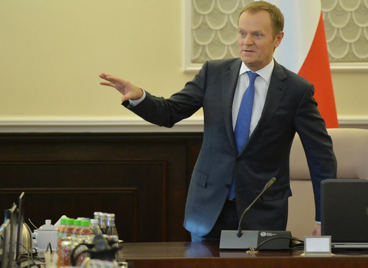 "Oburzenie społeczne jest uzasadnione ostatnimi tragicznymi wydarzeniami. My je rozumiemy, ale nie możemy pisać prawa pod emocje". Tak premier tłumaczył zmiany przygotowane przez rząd ws. karania pijanych, wsiadających za kółko. 