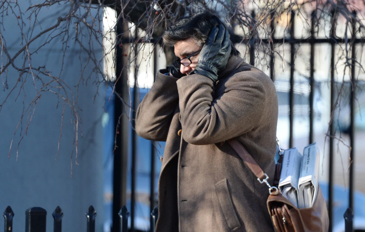 W Stanach Zjednoczonych nietypowo surowa zima jest wciąż w natarciu. W wielu rejonach mróz sprawia, że ludzie obawiają się wychodzić z domów. Rekordowo niską temperaturę odnotowano w poniedziałek w miejscowości Babbitt w stanie Minnesota - 38,3 stopnia Celsjusza. Było tam zimniej niż w ostatnich dniach... na Marsie.