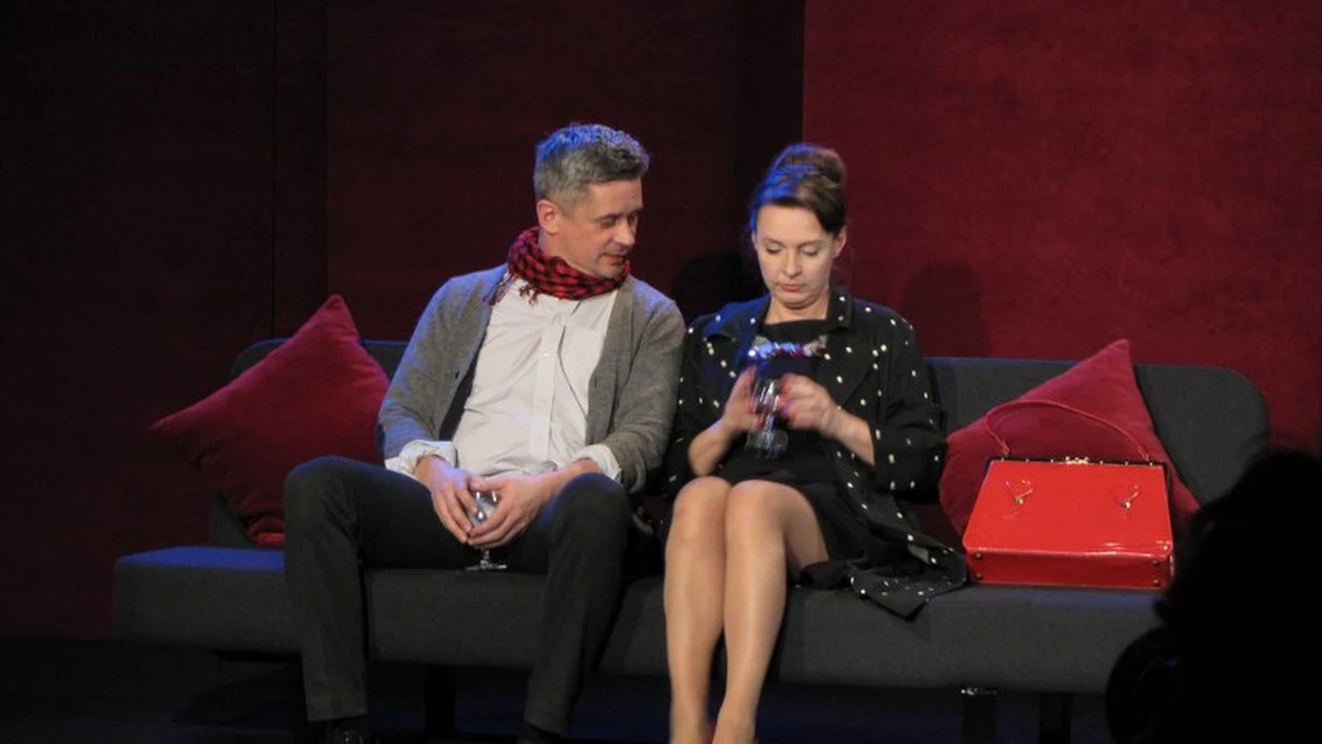 "Sceny z życia małżeńskiego" powstają na scenie stołecznego Teatru Kamienica. Barbara Sass reżyseruje w Warszawie spektakl według słynnego filmu Ingmara Bergmana. Grają w nim Justyna Sieńczyłło i Piotr Grabowski. A autorem muzyki do spektaklu jest Michał Lorenc.