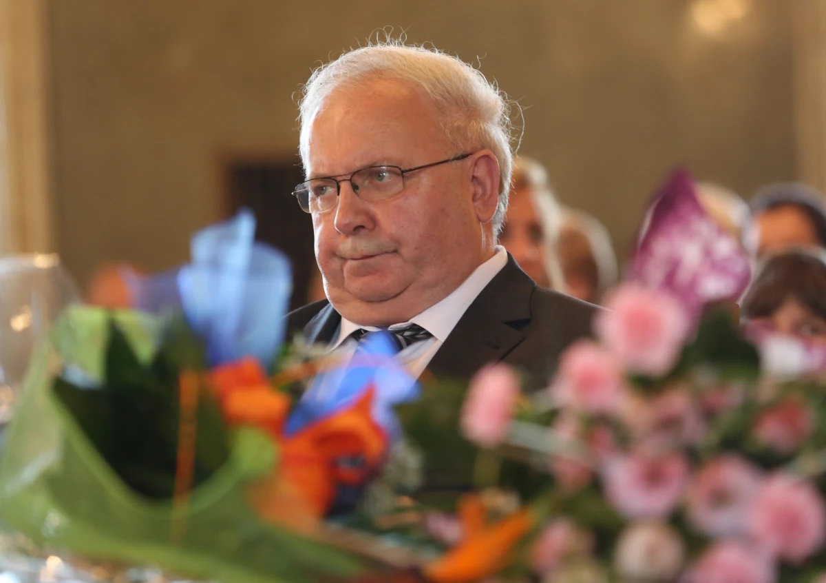 ​Najnowocześniejszy rezonans magnetyczny pomaga w leczeniu i diagnozowaniu pacjentów Szpitala Specjalistycznego im. Józefa Dietla w Krakowie. Urządzenie jest tak ciche, że w trakcie badań chorzy nie muszą już używać zatyczek i słuchawek do tłumienia hałasu.