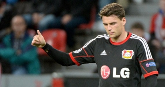 Sebastian Boenisch z ważnych powodów rodzinnych opuścił zgrupowanie Bayeru Leverkusen w portugalskim Lagos i powrócił do Niemiec. Drużyna kończy treningi na wyjeździe w sobotę. 