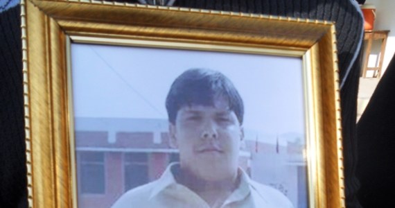 Policja w Pakistanie złożyła do władz wniosek o przyznanie odznaczenia 15-letniemu Aitzazowi Hassanowi, który w poniedziałek powstrzymał zamachowca-samobójcę przed atakiem na szkołę. Swą odwagę przypłacił życiem.