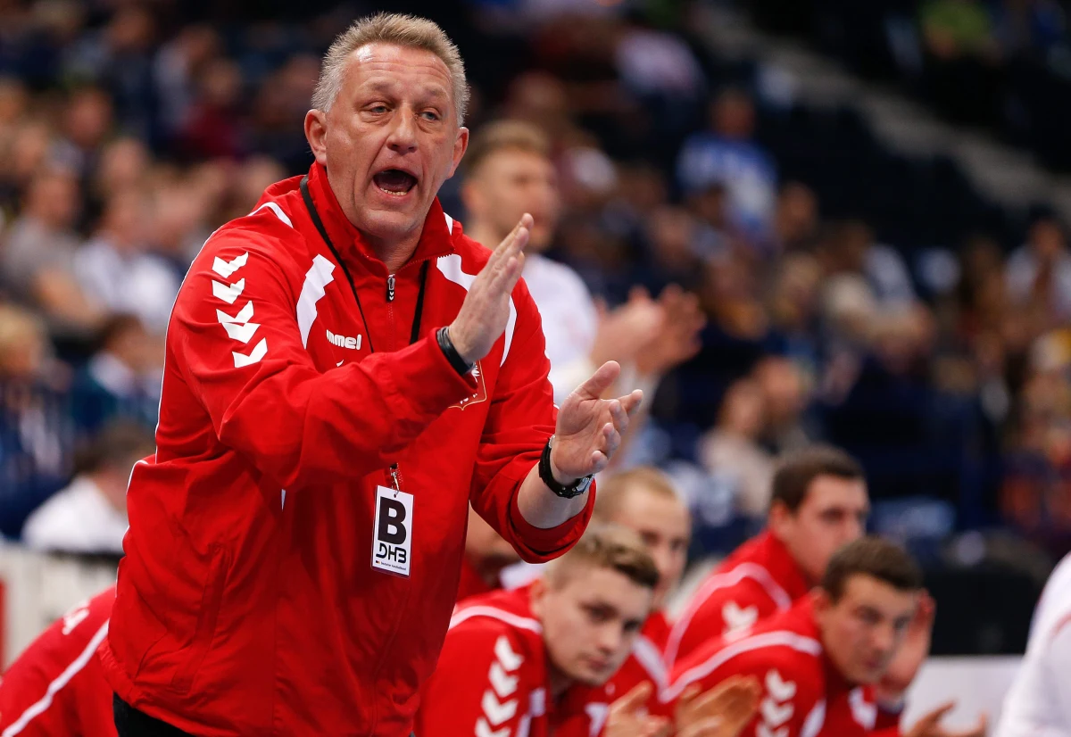 Trener Michael Biegler ogłosił kadrę reprezentacji Polski na zbliżające się mistrzostw Europy w piłce ręcznej. Zabierze do Danii 17 zawodników. Ostateczną decyzję co do składu meczowego na pierwszą fazę turnieju podejmie już na miejscu.