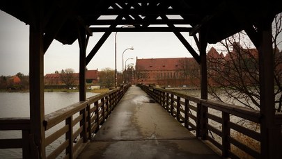 Fakty z Twojego Miasta w Malborku - widok zamku krzyżackiego znak Nogatu