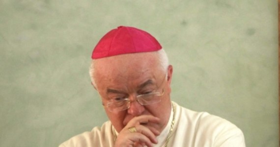 Arcybiskup Józef Wesołowski, były nuncjusz na Dominikanie odwołany przez papieża Franciszka po oskarżeniach o pedofilię, jako obywatel Watykanu podlega jego wymiarowi sprawiedliwości. Zapewnił o tym rzecznik Stolicy Apostolskiej ksiądz Federico Lombardi. 