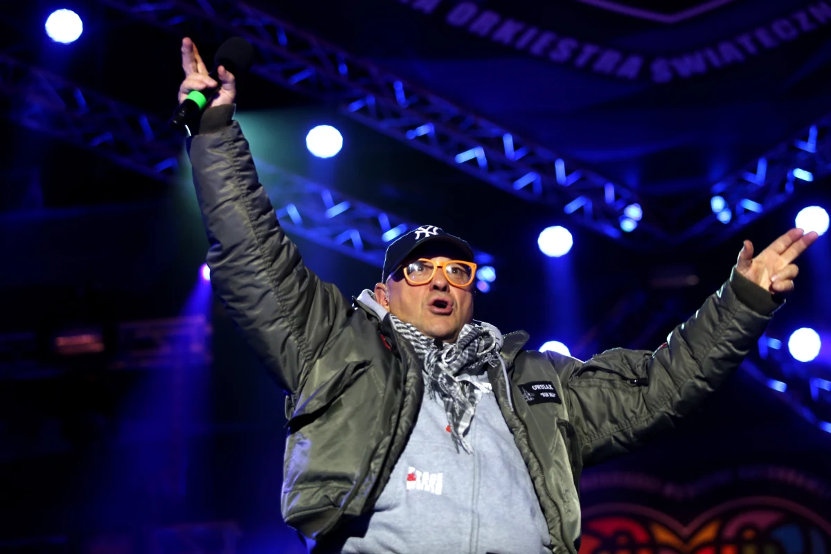 Blisko 35,5 mln zł - tyle udało się zebrać podczas 22. Finału WOŚP. Jak powiedział Jerzy Owsiak na konferencji prasowej, jest to zadeklarowana kwota. Na konto fundacji wpłynęło na razie ponad 1,1 mln zł. Ostateczny wynik zbiórki będzie znany za kilkanaście tygodni.