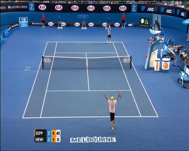 W drugim dniu Australian Open swoje mecze pierwszej rundy wygrali Agnieszka Radwańska i Michał Przysiężny. Do drugiej rundy awansowali też stawioni w roli faworytów Wiktoria Azarenka, Maria Szarapowa, Rafael, Nadal czy Andy Murray