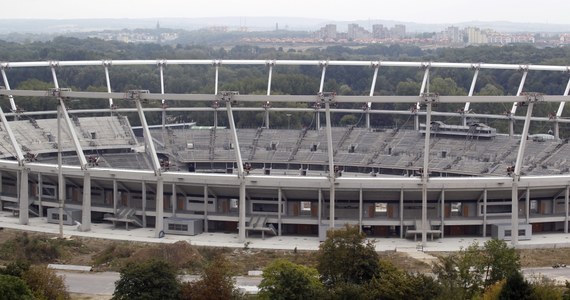 ​Były nieprawidłowości przy podejmowaniu decyzji o wyborze projektu zadaszenia Stadionu Śląskiego. Najwyższa Izba Kontroli przygotował już raport w tej sprawie. Dokument nie jest na razie jawny. Kontrola trwała cztery miesiące.