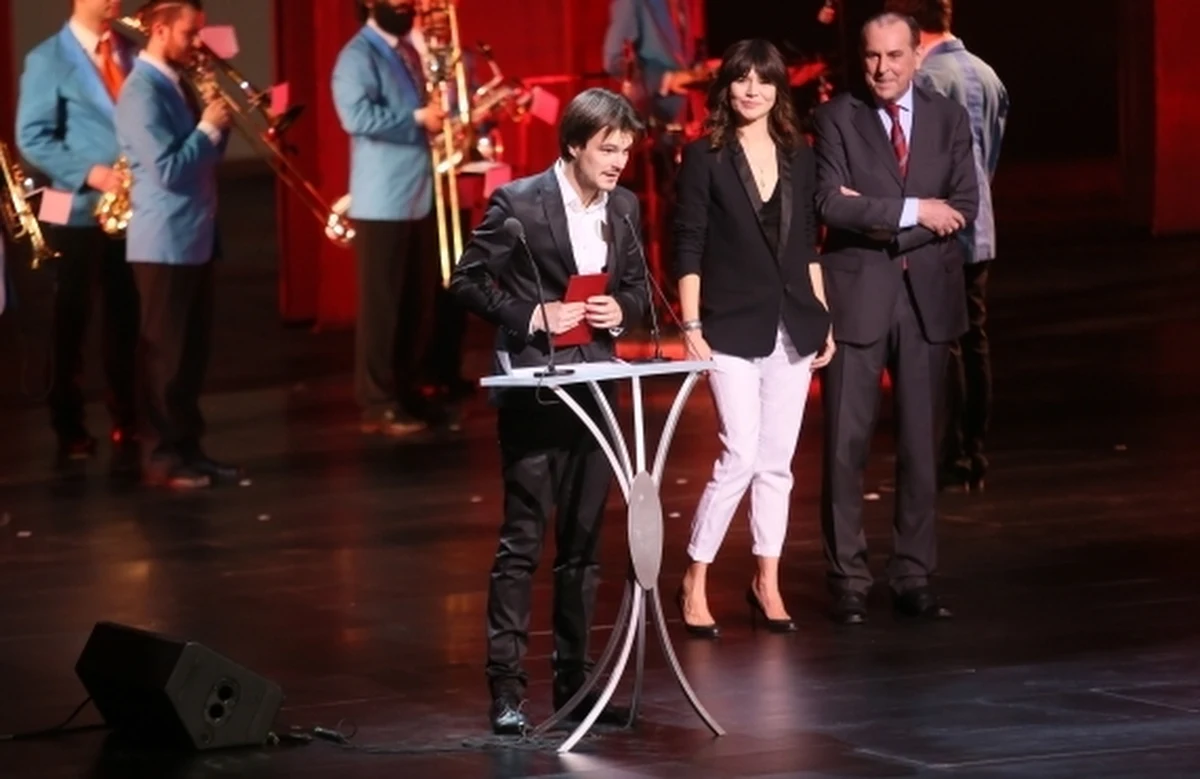 Dawid Ogrodnik, Ziemowit Szczerek, Marcin Masecki, Apollon Musagete Quartett, Aneta Grzeszykowska, Jolanta Janiczak i Wiktor Rubin oraz Tomasz Stańko dołączyli do grona laureatów Paszportów "Polityki". Nagrody wręczono w Teatrze Wielkim-Operze Narodowej. 