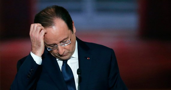 Prezydent François Hollande zafundował swojej nowej wybrance serca prestiżowe stanowisko! – twierdzą oburzone francuskie media. Tygodnik „Le Canard Enchaine” ujawnił, że paryska aktorka Julie Gayet, z którą szef państwa ma romans, weszła – na mocy decyzji minister kultury – w skład jury renomowanej Francuskiej Akademii w Rzymie.