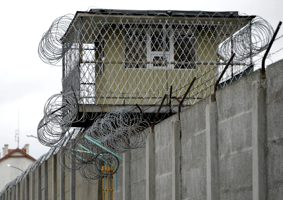 Przedstawiciele wszystkich komend wojewódzkich policji mają się pojawić na naradzie w KGP. Spotkanie zaplanowano na czwartek. Będzie poświęcone "działaniom wobec szczególnie niebezpiecznych skazanych, w tym Mariusza Trynkiewicza, którzy w najbliższym czasie opuszczą zakłady karne". 